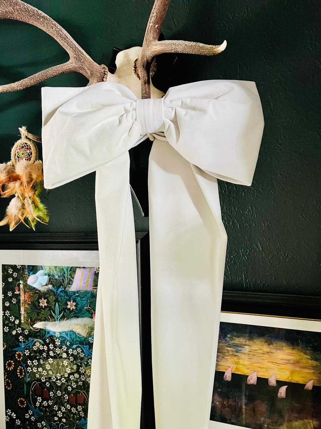 Handmade Oversized Velvet Bow | White | Christmas