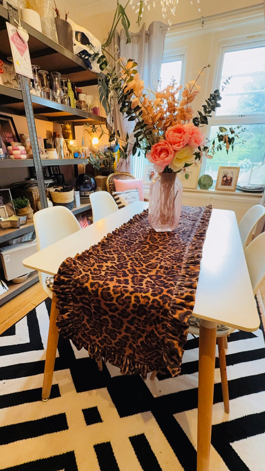 LEOPARD VELVET RUFFLE RUNNER