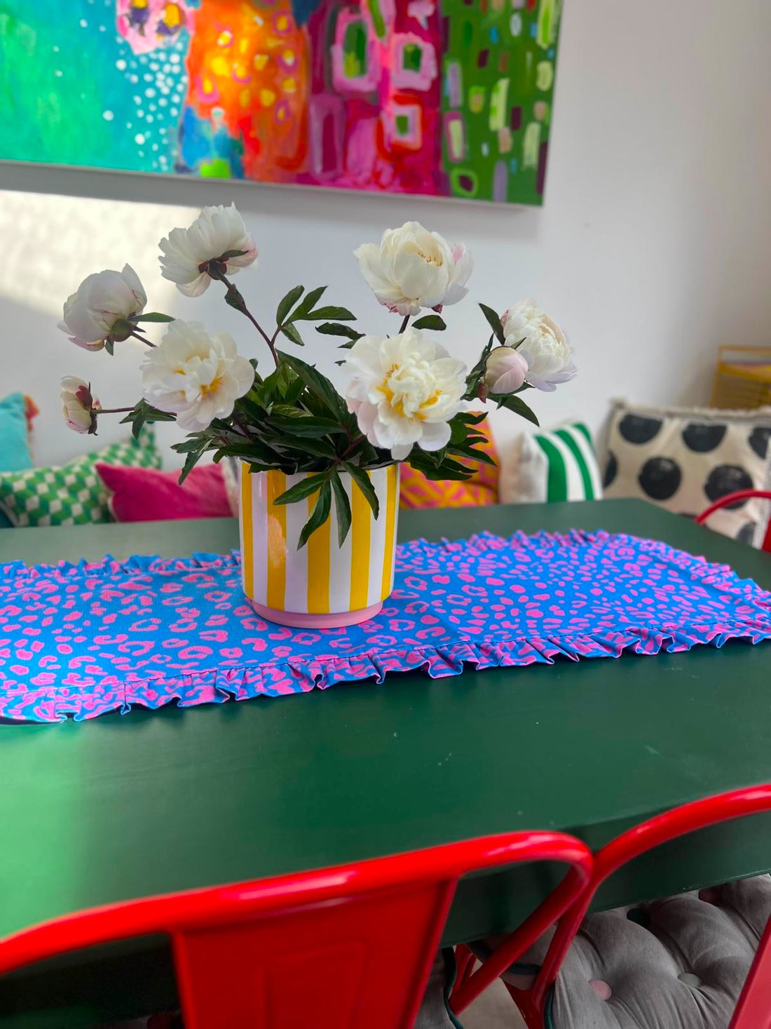 ELECTRIC BLUE / HOT PINK LEOPARD RUFFLE NAPKIN