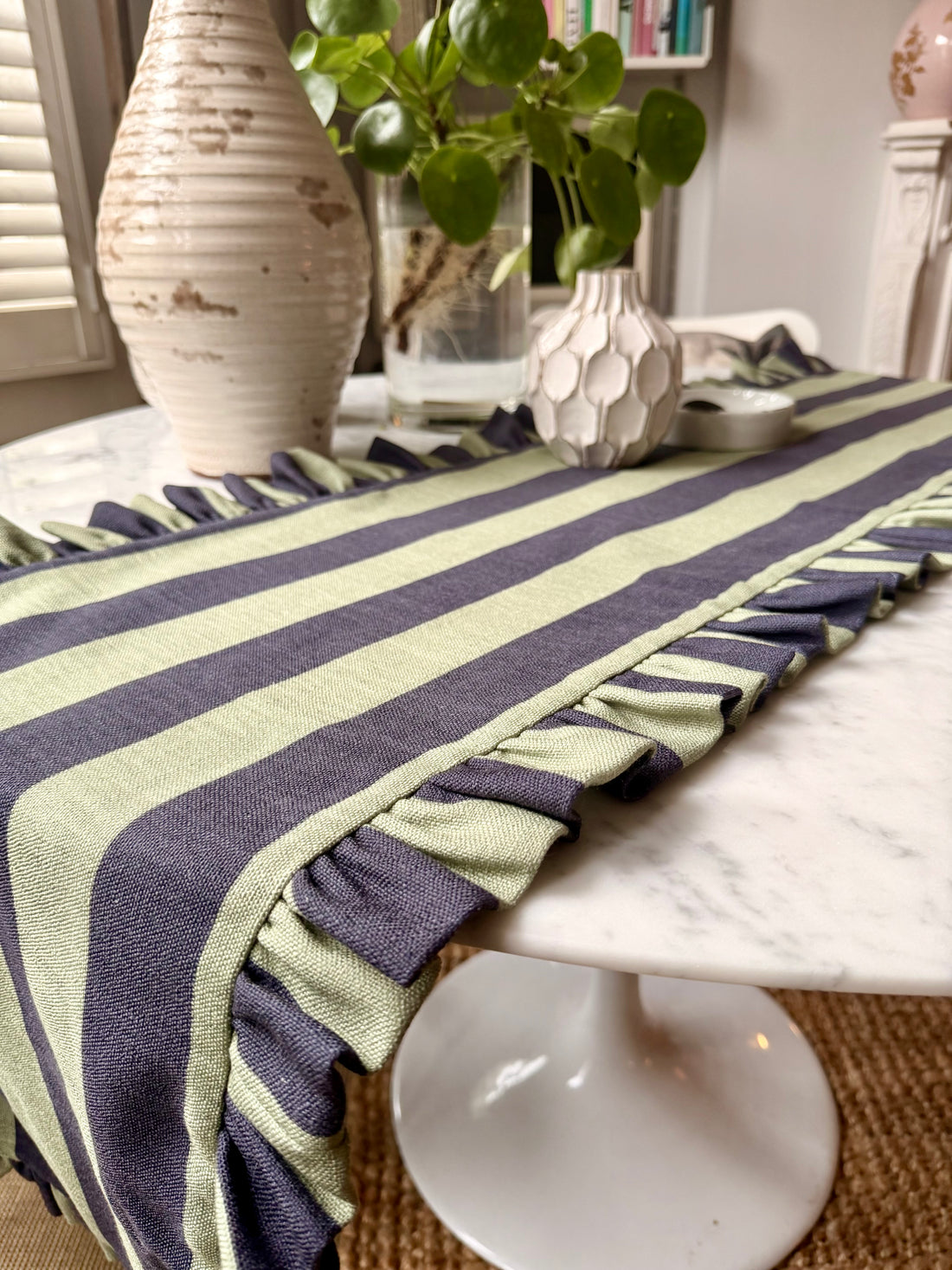 BLACK AND JADE GREEN STRIPE RUFFLE TABLE RUNNER