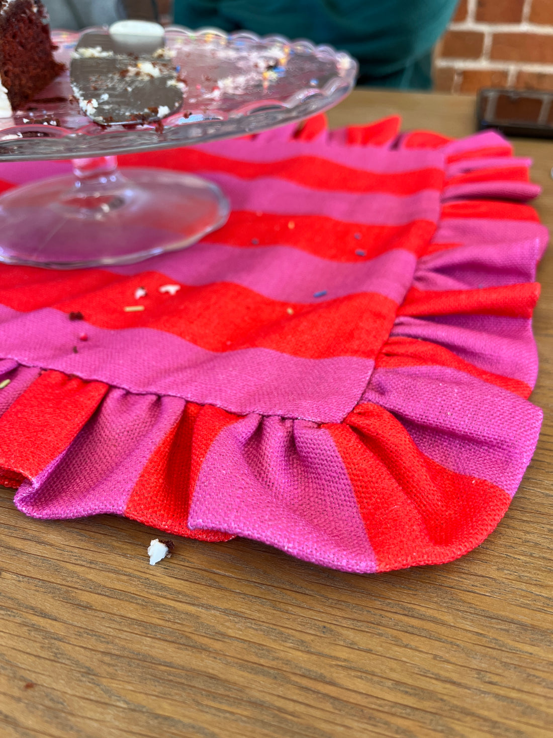 Handmade Red And Pink Stripe Ruffled Table Runner - Red & Pink Stripe
