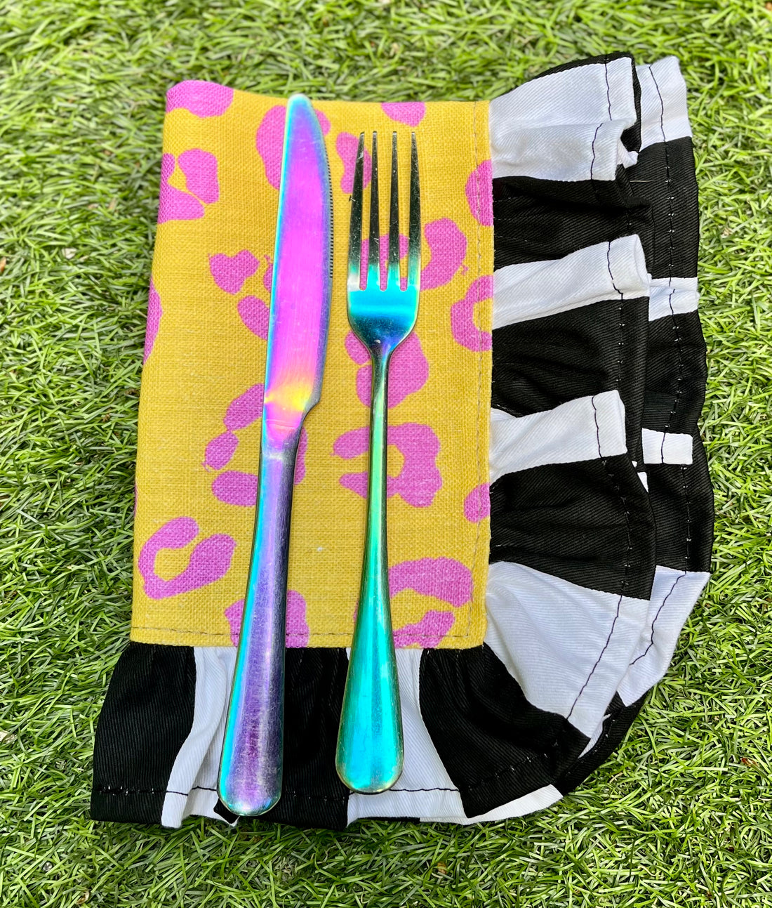 YELLOW / PINK LEOPARD RUFFLE NAPKIN