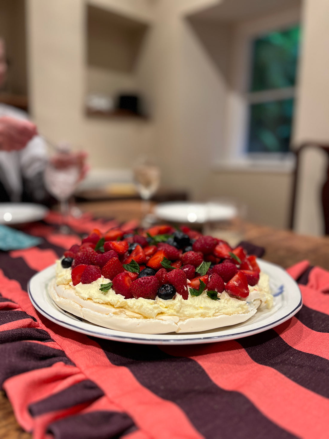 BURGUNDY / CORAL STRIPE RUFFLE TABLE RUNNER