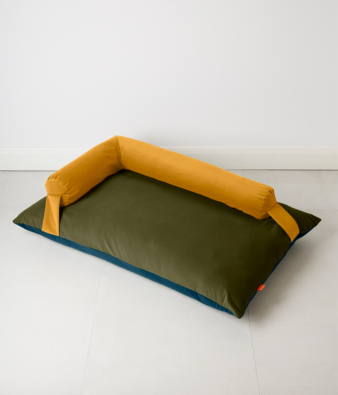 K-9 CANDY BED - REVERSIBLE DESIGN - MUSTARD / LIME / TEAL